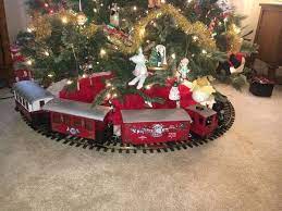 The Season S Upon Us In 2021 Christmas Train Frosty The Snowmen Train Layouts