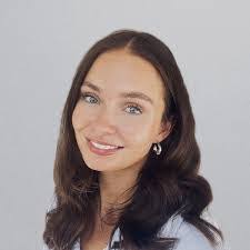 Erika Nussbaum's Instagram, Twitter & Facebook