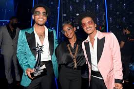 Marsai martin is a young business woman who keeps striving for more! Diedre Johnson On Twitter Bruno Mars With Silk Sonic S Marsai Martin And Anderson Paak After Winning Best Group At Bet Awards Brunomars Betawards2021 Https T Co B4i2v8iciq