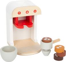 Having the right kitchen appliances, whether they are large or small, helps you make the meals that fill your family's bellies and gives you a reason to gather around the table to talk about your day. Kitchen Appliance Set Play Kitchen In The Play Kitchen Role Playing Toys Toys Small Foot