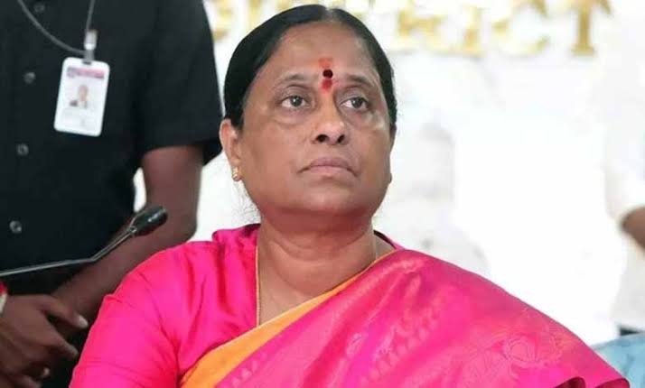 Konda Surekha To Resign As Minister ? - Telugumopo - Movies and Politics