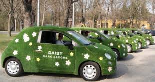 Marc Jacobs Daisy