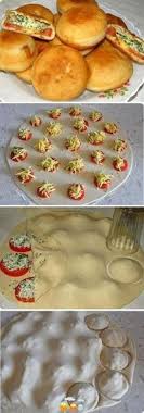Petits Pains Garnis A La Tomate Et Au Fromage Apero Yummy Food Recipes Food