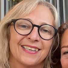 Should I pre-book trains in Italy or book them while I'm there?