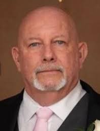 Ernest Carson's Instagram, Twitter & Facebook