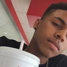 Tionna Williams (tionnaistheshitwilliams)