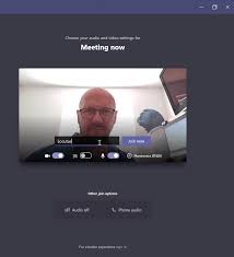 In the web chat channel it displays (and play) as expected, but for some reason it displays as a static image in the microsoft teams channel. Microsoft Teams Lade Gif