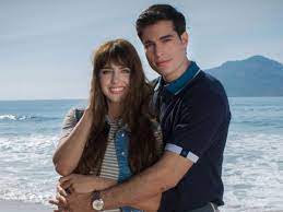 Danilo carrera aclara si tiene nueva relación y ya olvidó a michelle renaud un par de meses después de poner fin a su noviazgo, michelle tiene un nuevo look 20 de abril de 2021 18:42 p. Michelle Renaud Y Danilo Carrera Todo Sobre La Historia De Amor De Los Actores Tvmas El Comercio Peru