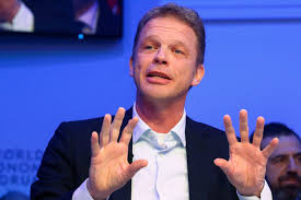 Deutsche bank shares dropped as low as 6.65 euros in frankfurt after initially rising as high as 7.49 euros. Deutsche Bank Ceo Sewing Gives Grim Outlook On The Economy