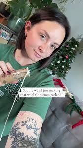 DIY Christmas Garland Ideas Using Toilet Rolls