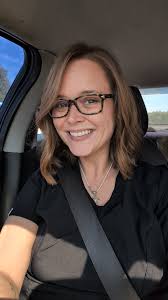 I'm not one to talk atm but big is one thing but ideally, I think aesthetic  is the way to go. Arnold was great but Zane was ideal.