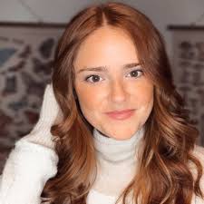 My debut Romantasy, The Smog Cursed Kingdom is releasing April 2026! ARC  signups are open 🥰  https://docs.google.com/forms/d/e/1FAIpQLSd44DgTYWINsaeuPSG942oNH_nFvTIa39s72DJLoUurKiSXBA/viewform