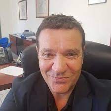 Michele merlo è morto a soli 28 anni a causa di una leucemia fulminante che ha scatenato un'emorragia cerebrale. Michele Della Morte Biennal