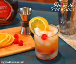 Amaretto Stone Sour The Farmwife Drinks