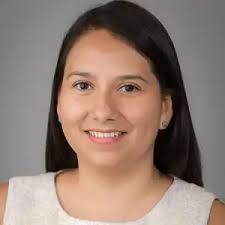 Elizabeth Aviles's Instagram, Twitter & Facebook