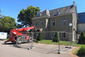 Ploermel Maison Patier L Interieur Demoli Et Apres Le Ploermelais