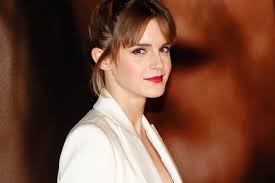 She earned praise for her leading role in the 2012 film the perks of being a wallflower, receiving an mtv movie award, a teen choice award, and a people's choice award. Emma Watson Net Worth Guide