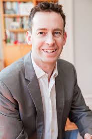 Zachary Roth's Instagram, Twitter & Facebook