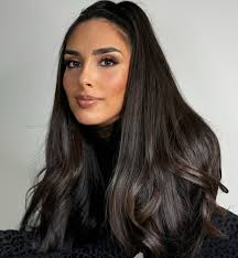 טליה כמה את יפה ! @talianahum עיצוב שיער @lior_lia_new איפור  @moranmbh_makeup שמלה @natali_hautecouture