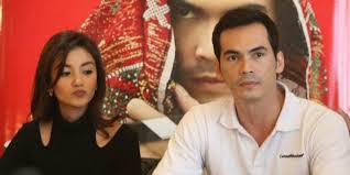 Berikut potret harmonisnya tsania marwa dan atalarik syah sebelum bersengketa memperebutkan buah hati. Tsania Marwa Heran Atalarik Syah Ngotot Ingin Rujuk Okezone Celebrity