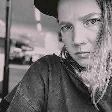 Emily Sevin's Instagram, Twitter & Facebook