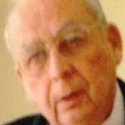 Ann Dinan's Instagram, Twitter & Facebook