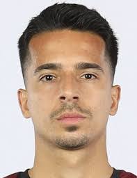 Daniel Bedoya's Instagram, Twitter & Facebook