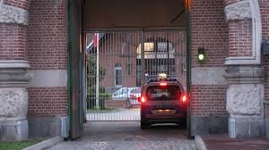 Douai Le Detenu Avait Du Cannabis Sur Lui Apres Le Parloir