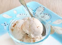 Nutritional comparison (per 1/2 cup serving) ben & jerry's vanilla ice cream = 230 calories, 23 carbs, 0 fiber, 4 g protein healthified vanilla ice cream = 144 calories, 13.9g fat, 3.4g protein, 1.9g carbs, 0g fiber (86% fat, 9% protein, 5% carbs) Vegan Peanut Butter Ice Cream