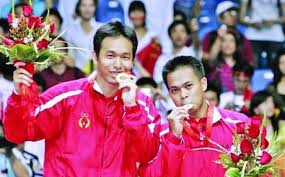 Markis kido, juara olimpiade tahun 2008 dari cabang bulutangkis ganda putra meninggal dunia pada senin (14/6/2021). Markis Kido Juara Olimpiade 2008 Meninggal Dunia Saat Bermain Bulu Tangkis Di Tangerang Warta Kota