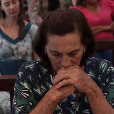 Missa de 7 dia de falecimento de Nossa Madre Fundadora, Madre Luiza do  Coração Eucarístico OCD Nossa Gratidão a @domcatelanferreira pela presença  que tanto consolou o coração de nossa comunidade. Que nossa