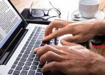 Artinya buku tersebut pada penulisan nama pengarang lebih tiga maka hanya ditulis nama pertama lalu di belakangnya ditulis et. 4 Cara Menulis Daftar Pustaka Nama Pengarang 3 Kata Segala Sumber