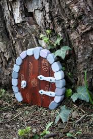 Porte De Fee En Bois Et Pate Polymere Fairy Door Imitation Pierres Decoration Interieur Exterieur Deco Portes De Fees Atelier Decoration Lutin De Noel