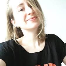 Paula Rieke's Instagram, Twitter & Facebook