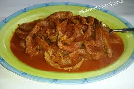 Manzo alla pizzaiola 1 in un tegame scaldate l'olio con il burro e fatevi dorare i due spicchi d'aglio; Straccetti Di Carne Alla Pizzaiola Amichette Cuochette Blog