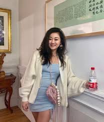The site owner hides the web page description. 3ä½åŒæ¨£å‡ºèº«é¡¯èµ« è³­çŽ‹å­»å¥³ä½•è¶…æ¬£çµ„ åƒå„„å¥³åœ˜ é–¨å¯†ä¾†é ­ä¸å°'å·®å•²åšä½•å®¶æ–°æŠ± æ™´å ± å¨›æ¨‚ ä¸­æ¸¯å° D200811