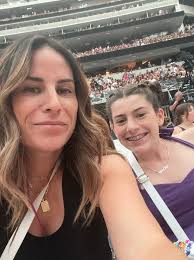 Meet Monique Rosenthal