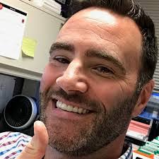 Dennis Looney's Instagram, Twitter & Facebook