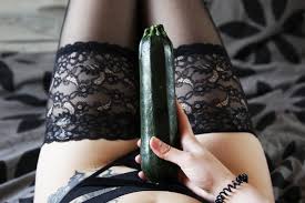 بهترین شیوه‌های خودارضایی برای خانم‌ها – اونتاشگال – سبک زندگی و آموزش  رابطه ‌BDSM