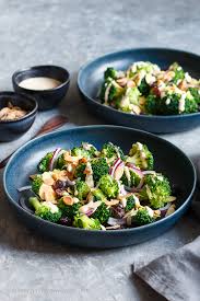 3 фразы в 3 тематиках. Schneller Brokkoli Tahini Salat Mit Mandeln Und Cranberries Feed Me Up Before You Go Go