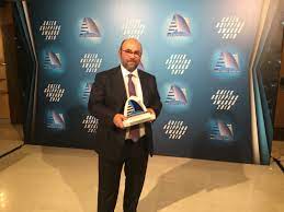 Και κάτσε και ντουχιούντιζε ίντα θα μας. Giwrgos Gioyroykos Sxediazei Nees Agores Sthn Global Ship Lease Sta 95 Ploia Exei Ftasei O Stolos Ths Technomar Mononews