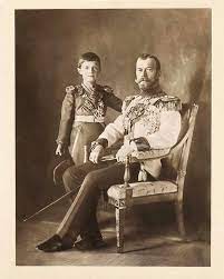 Gestul este simbolic şi a fost reclamat de multă vreme de descendenţii familiei imperiale, relatează agenţiile de presă internaţionale. È›arul Nicolae Al Ii Lea Al Rusiei Istoria Pe RÄƒzÄƒtoare Facebook