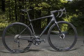 Giant Defy 2019 Road Bike Range Explained Cycling Weekly Coolbikeaccessories Roadbikeaccessories Bestroadbikes Roadbik Giant Defy Giant Bikes Cycling Weekly