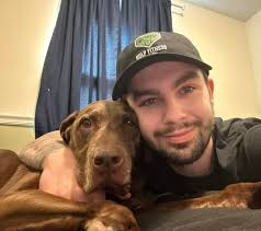 Have you been feeling unmotivated lately? Have you questioned yourself  "where is this going" "Why am I even doing this"? It's actually pretty  normal to feel unmotivated. There are really some low