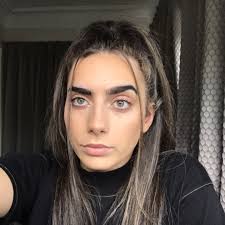 Stream Effi-Nicki music