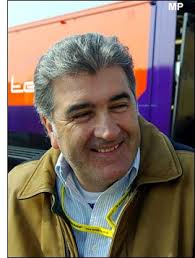 Very sad to learn of the passing of Ian Khan this week. I recall he was in  F3 around 1986. I knew Ian when he was in BTCC although around that time