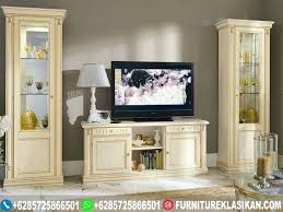 Bufet Tv Warna Duco Model Pajangan Bufet Tv Klasik Ukiran Mewah Terbaru Rosetta Meja Tv Mewah Meja Tv Ukir Klasik Meja Tv Mini With Images Furniture Crockery Unit Home