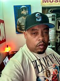 CUZZYCAPONE 🏁 , #CantSpellSuccess