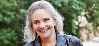 Há quem diga que angela ro ro não existiria sem maysa. Angela Ro Ro Pede Ajuda Na Internet Quem Puder Depositar Apenas R 10 Agradeco Metro 1