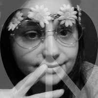 Amanda Thieman's Instagram, Twitter & Facebook